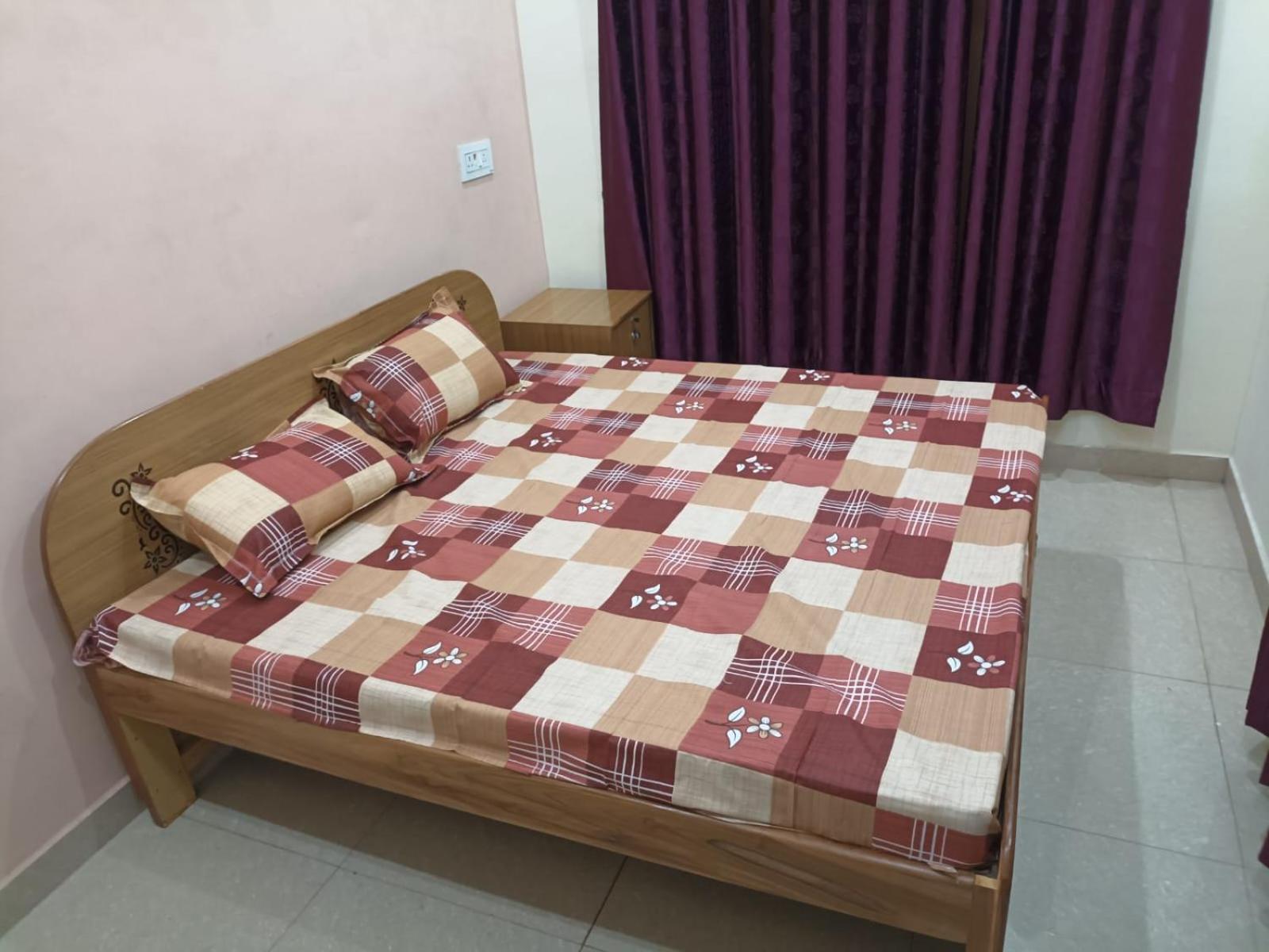 Anant Paying Guest House Ayodhya Екстериор снимка